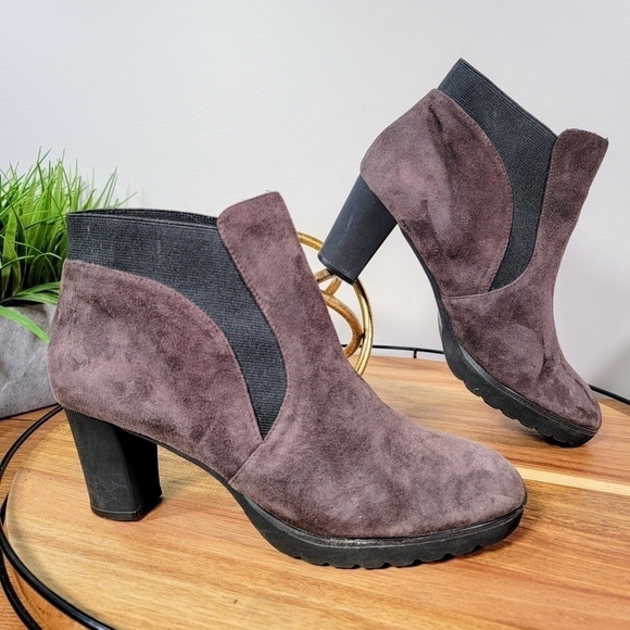 Sacha London Suede Booties with Heels Slip on Chelsea Boots Size 7.5 - Picture 8 of 15